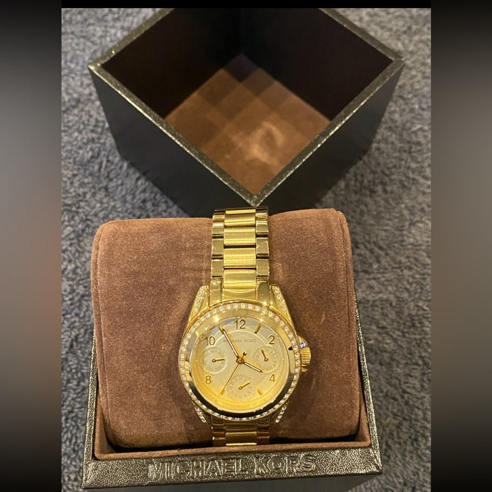 Gently worn Michael Kors Mini Blair watch